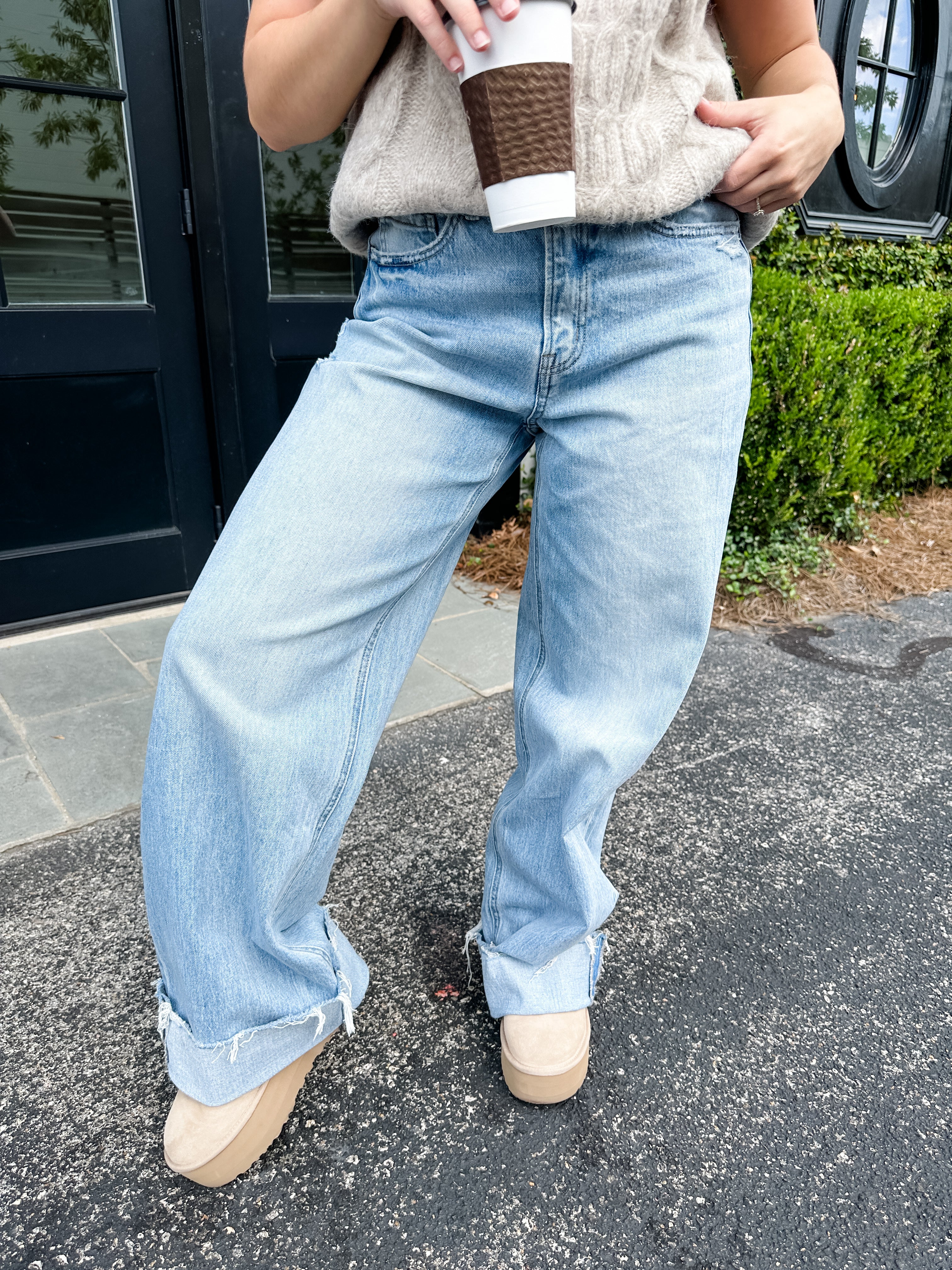 Baggy Cuffed Jeans