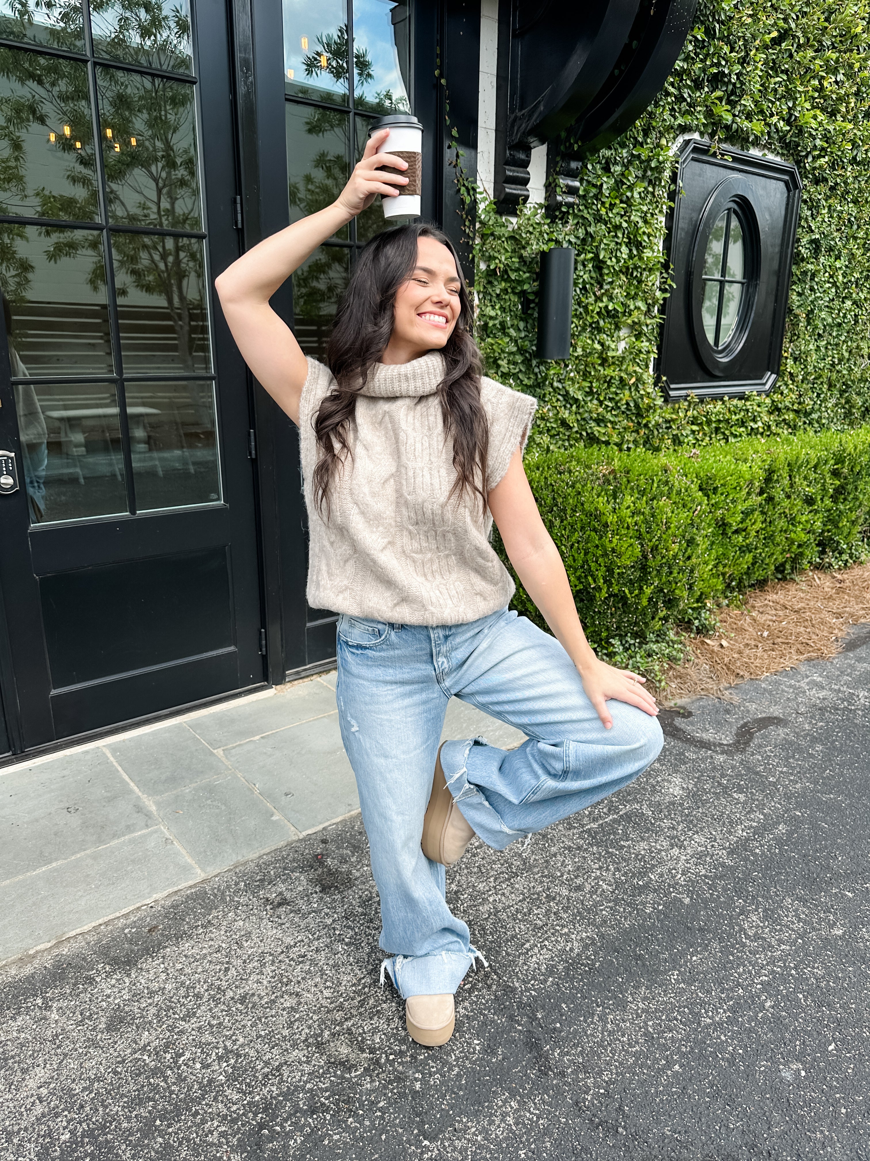 Sleeveless Chunky Sweater Vest