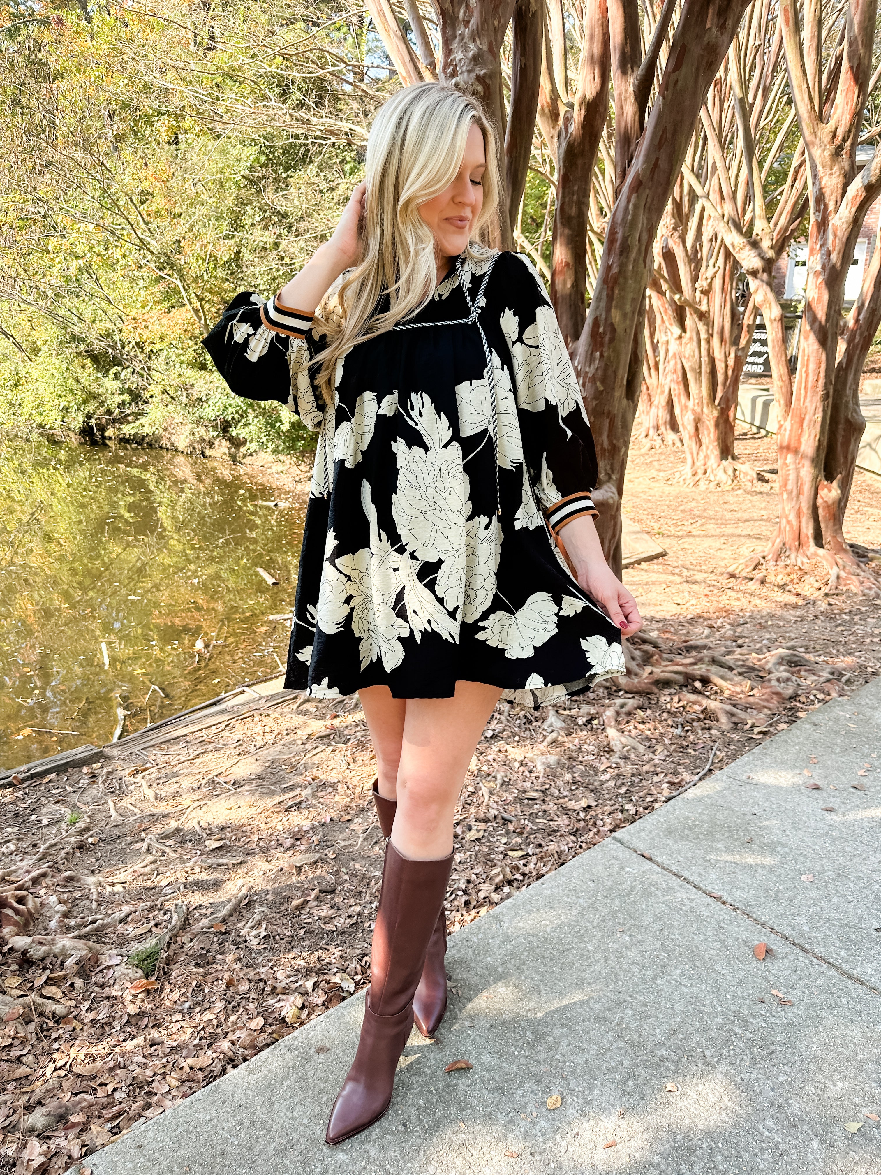 Stripe Piping Floral Dress