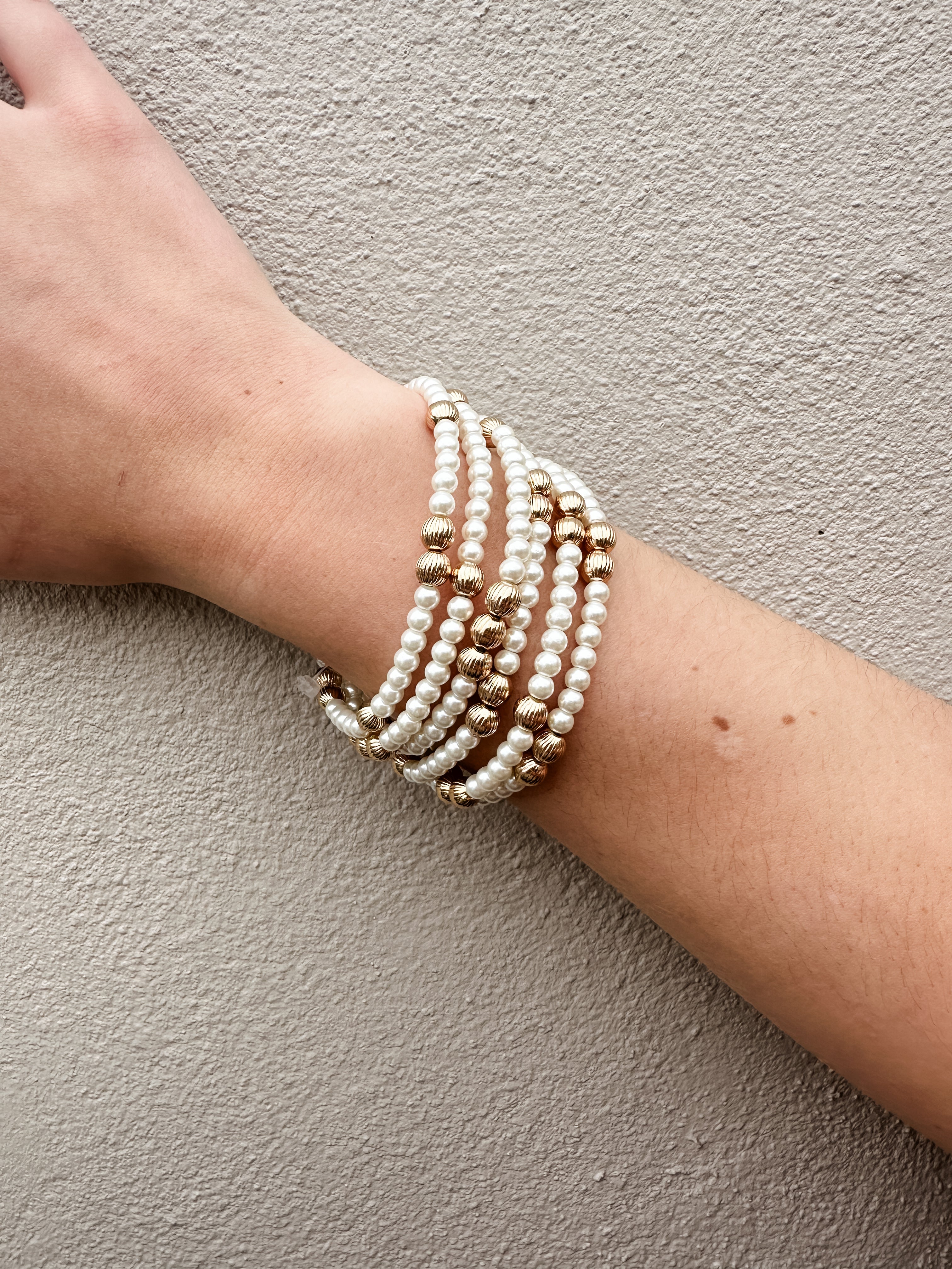 Gold and Pearl Texture 6 Bracelet Set