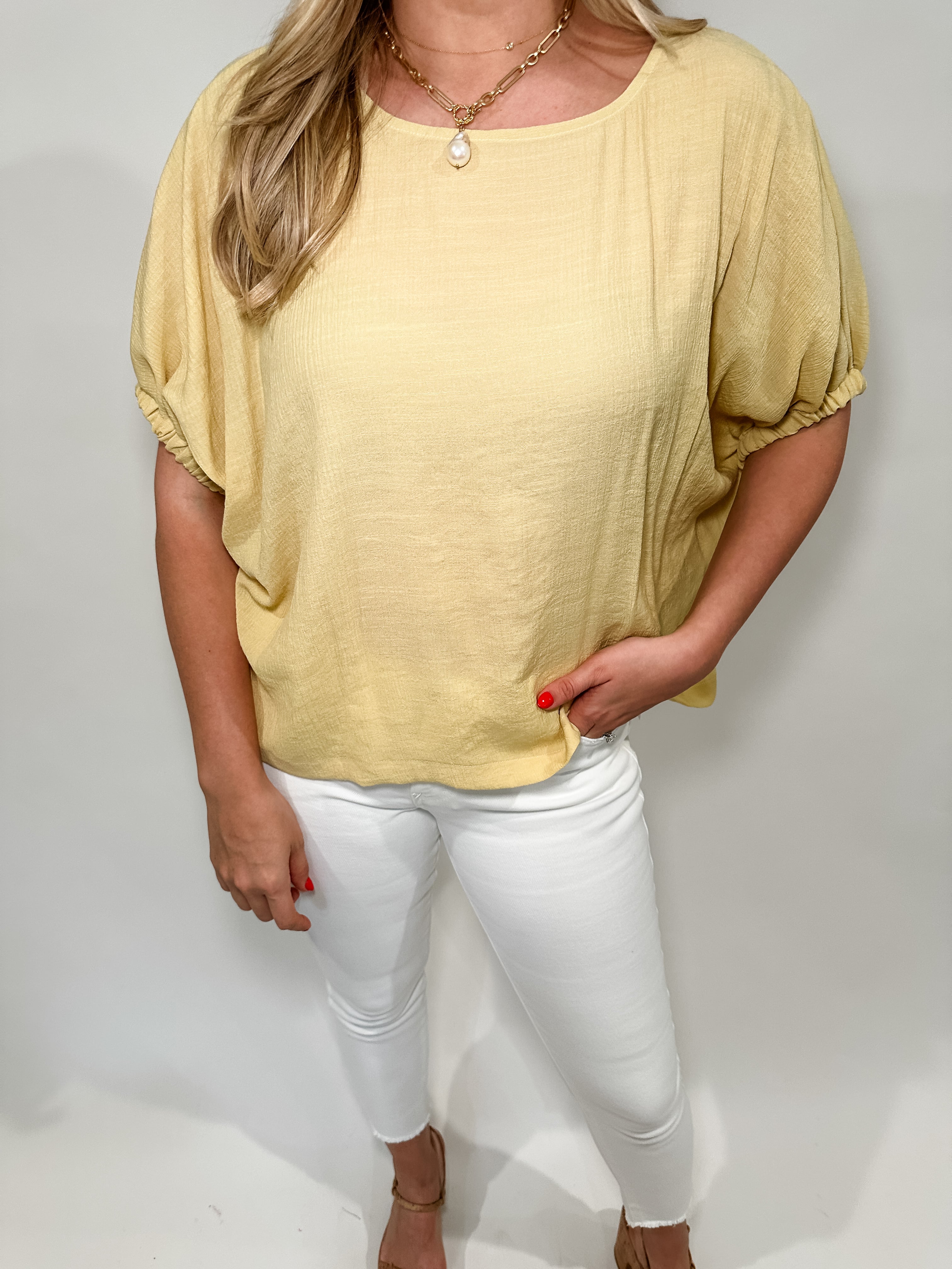 Textured Elastic Puff Sleeve Top