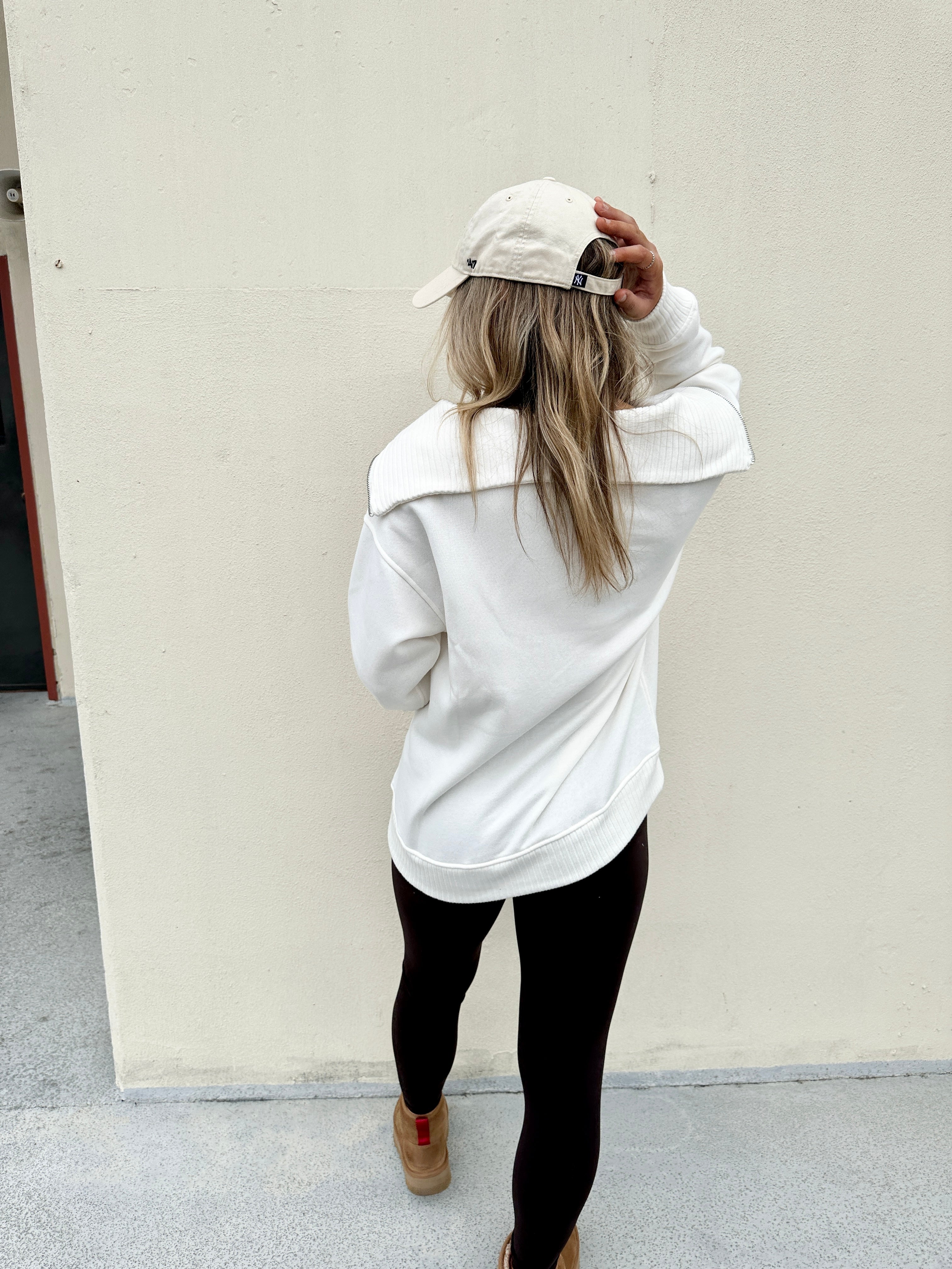 Oversized Collar Pullover